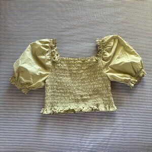 Levi's | Rey Smocked Short Sleeve Blouse